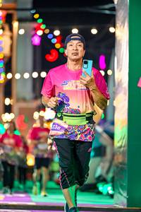 BIB: 238
                            <button type="button" onclick="openModal(24688850)" class="btn btn-primary btn-sm float-right btn-popup" data-toggle="modal" data-target=".modal-high-quality">
                        <i class="fas fa-shopping-cart"></i> Add to Cart
                    </button>
                                            <button type="button" onclick="isThisMe(24688850, true)" class="btn btn-success btn-sm float-right btn-popup btn-isme hidden" data-toggle="tooltip" data-placement="bottom" title="นี่คือรูปของคุณใช่ไหม คลิกที่นี่เพื่อเอาเข้าอัลบั้ม">
                        <i class="fas fa-plus"></i> Add to album
                    </button>
                    <button type="button" onclick="isThisMe(24688850, false)" class="btn btn-warning btn-sm float-right btn-popup btn-isnotme hidden">
                        <i class="fas fa-ban"></i> Remove from album
                    </button>